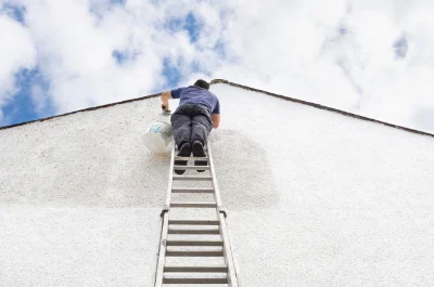 Peinture extérieure à Saint-Juvin — façades et ravalement